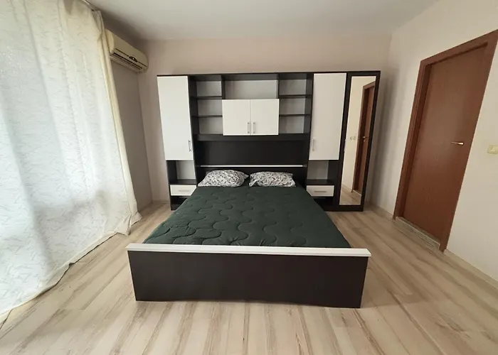 Amphora Palace Golden Sands Apartment *